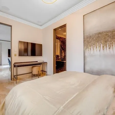 Ultra Luxe Champs Elysees Appartement Paris