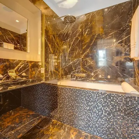 Ultra Luxe Champs Elysees Appartement Paris